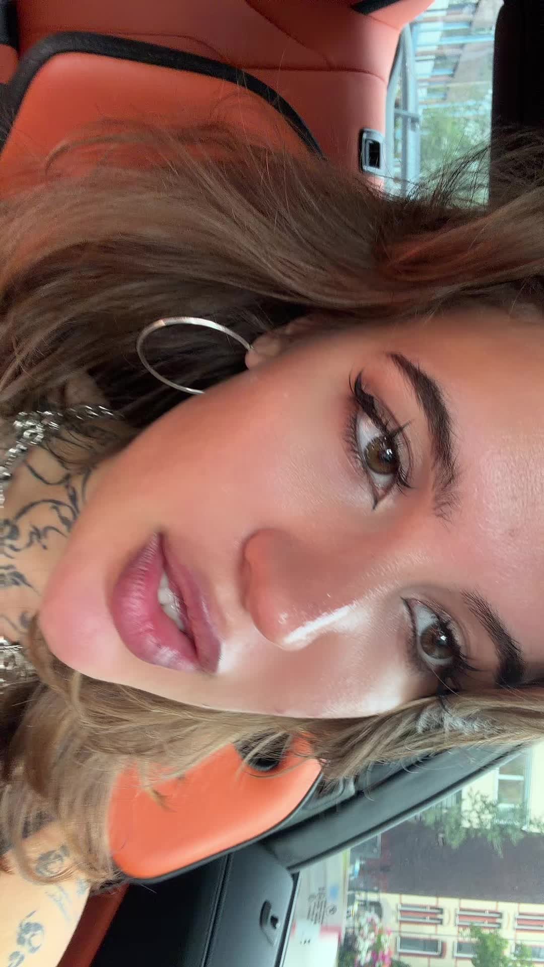 @Ivyy <3
