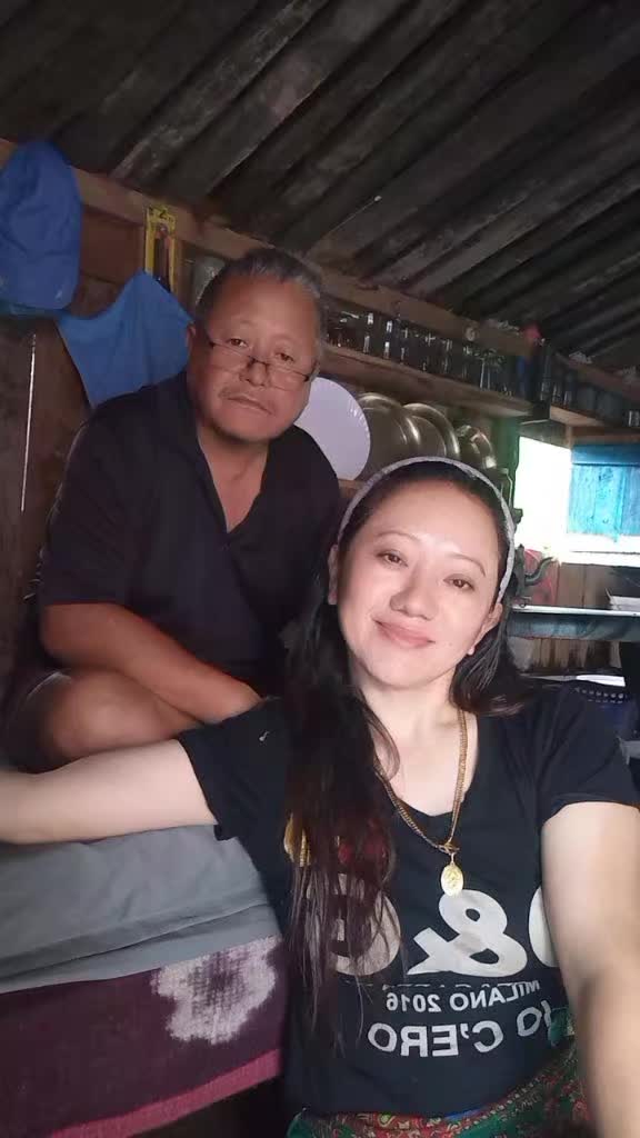@❣️Crjana 💖 Gurung❣️