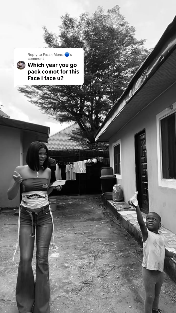 @Mummy last born💕😍