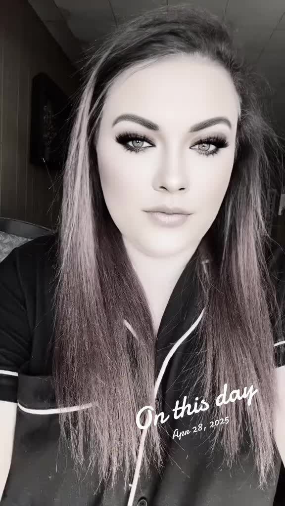@QueenB28🐺
