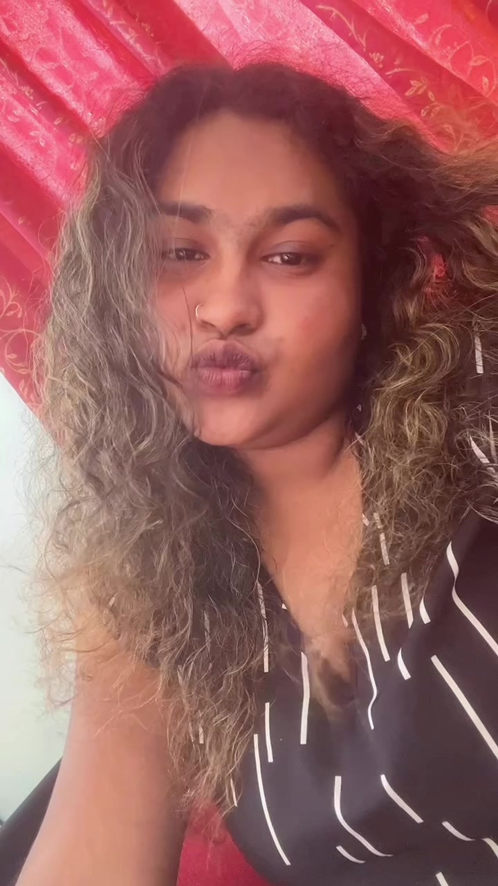 @ curlyqueen🎀