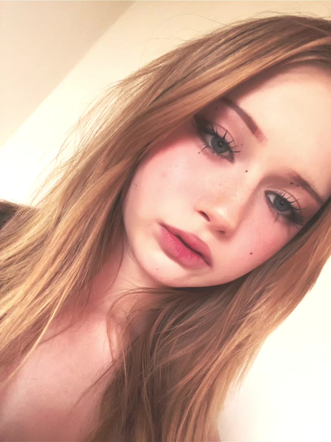 @вика