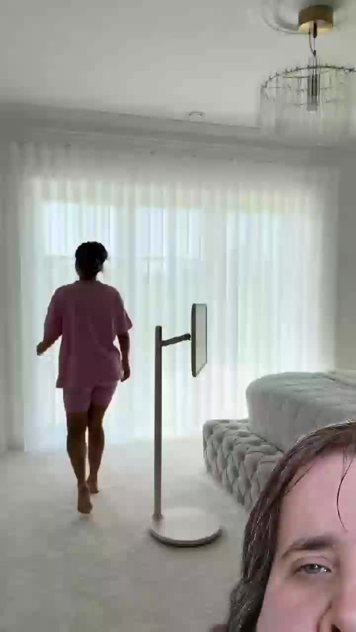 @LilLynzVibes