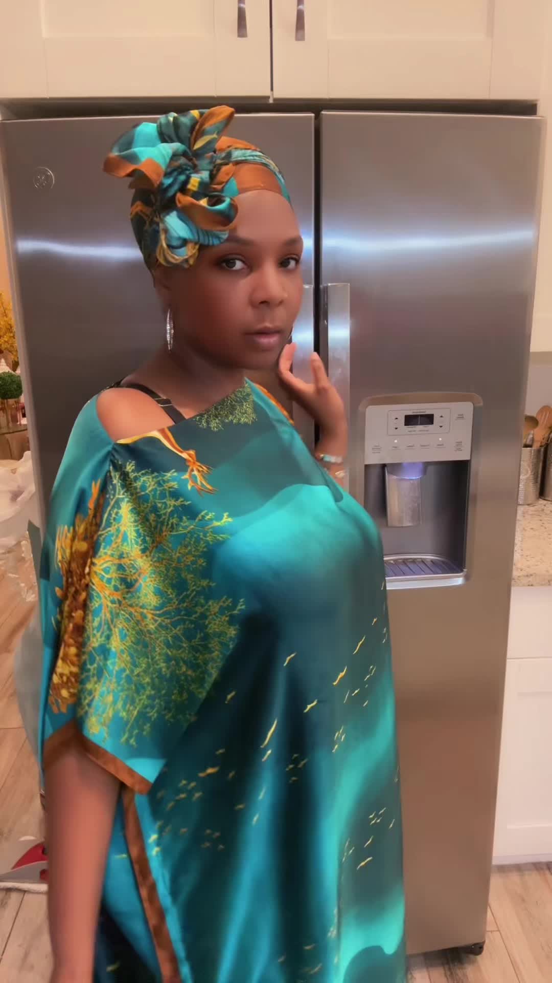 @iAM QueenDeva©️©️