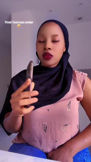 @M&rsquo;mah ch&eacute;rie Camara  🧕💍🦋