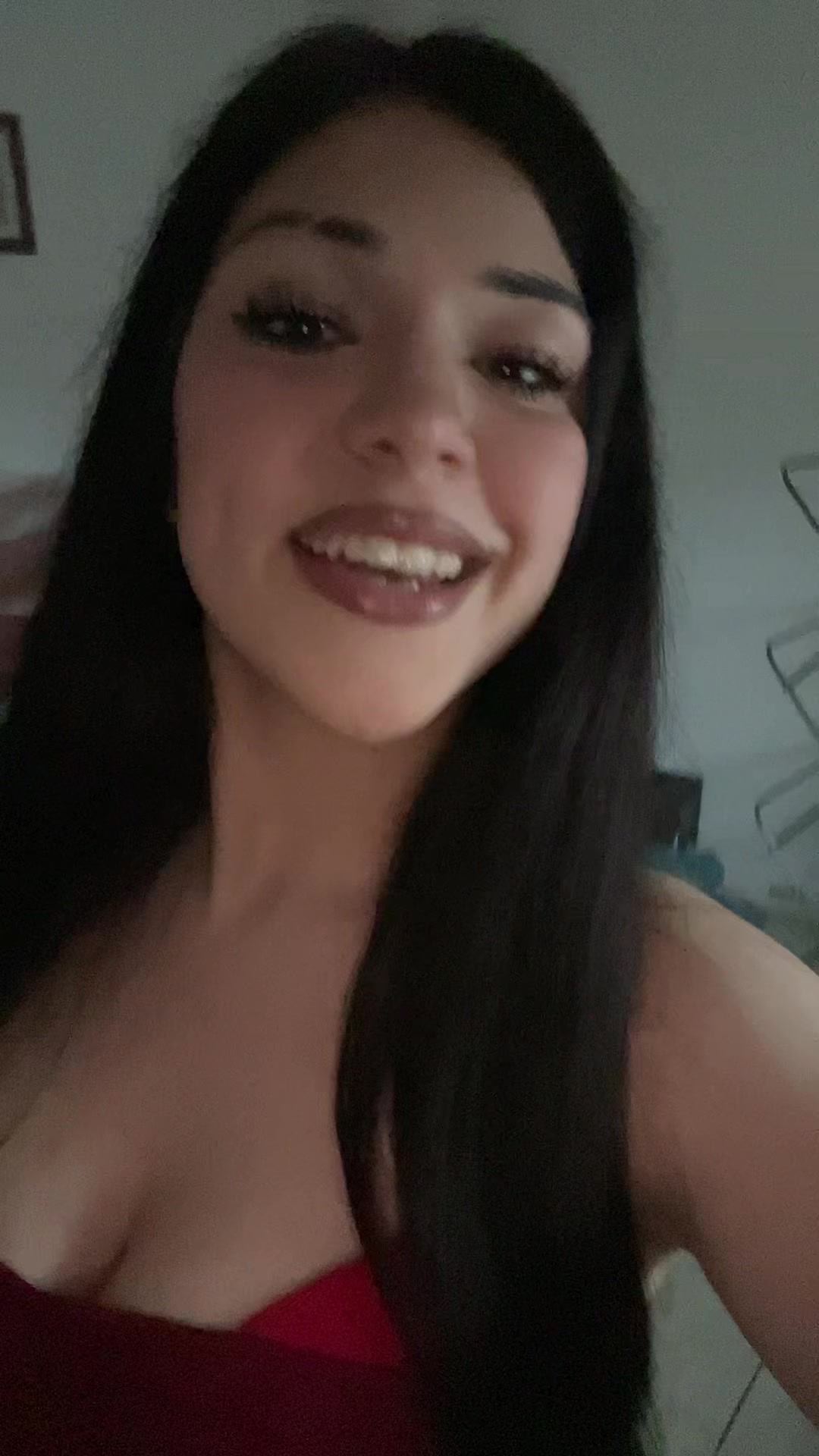 @isabella