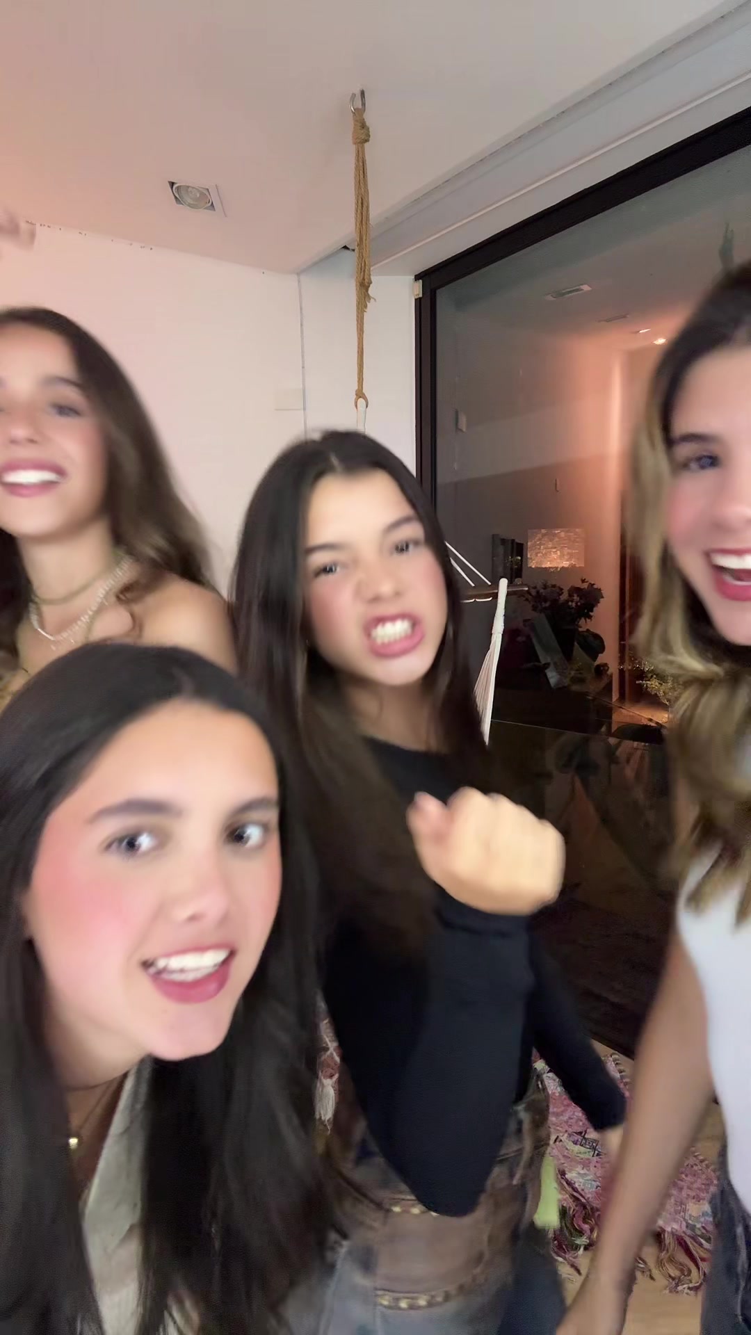 @Maria