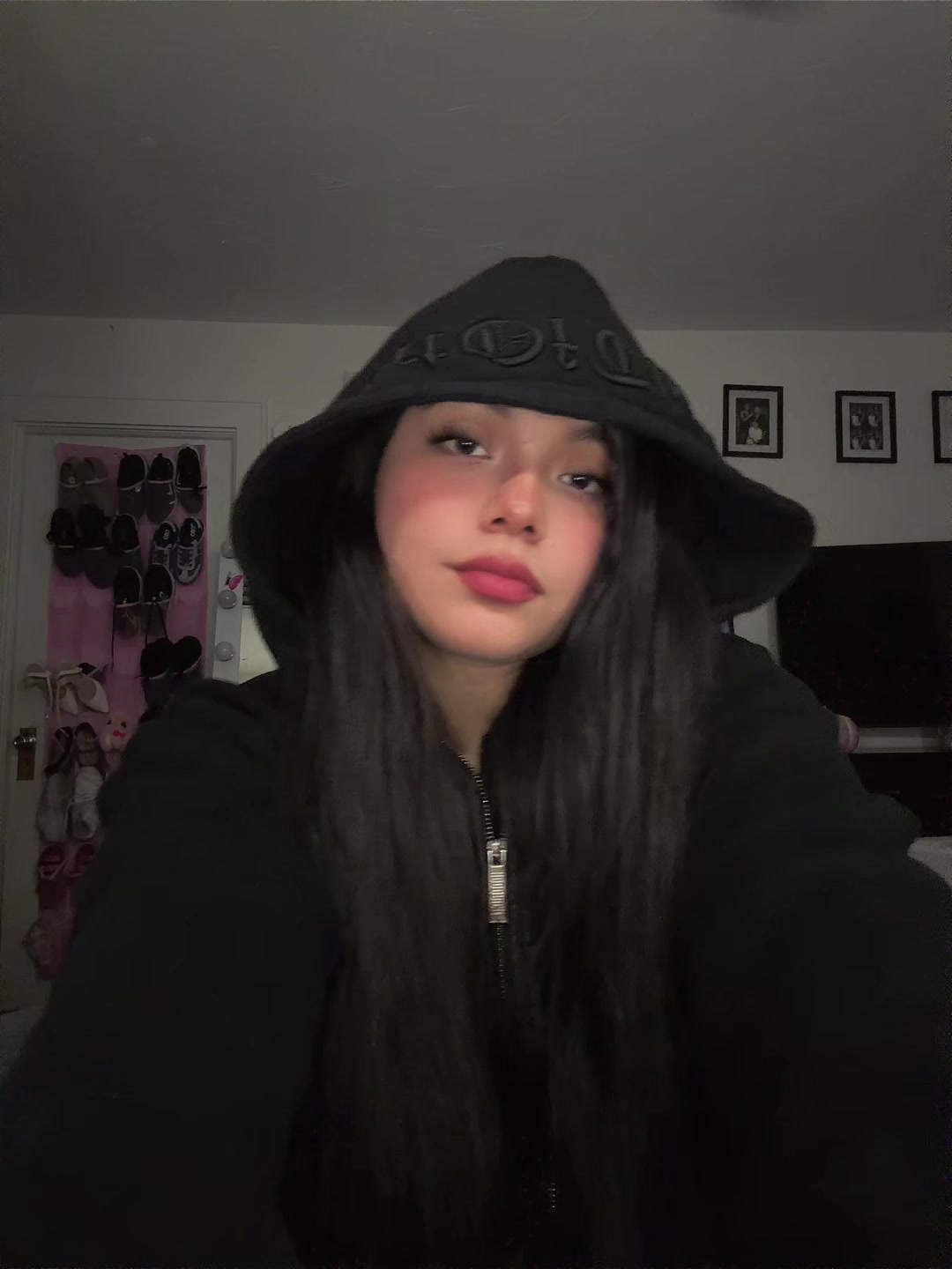 @️
