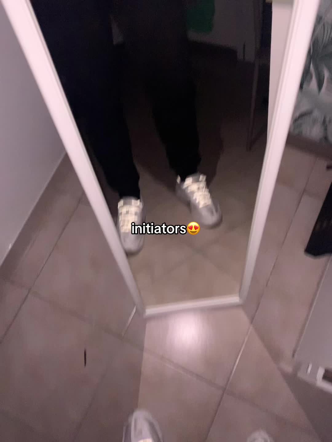 @loreee