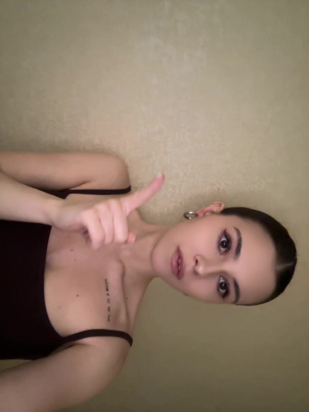 @v
