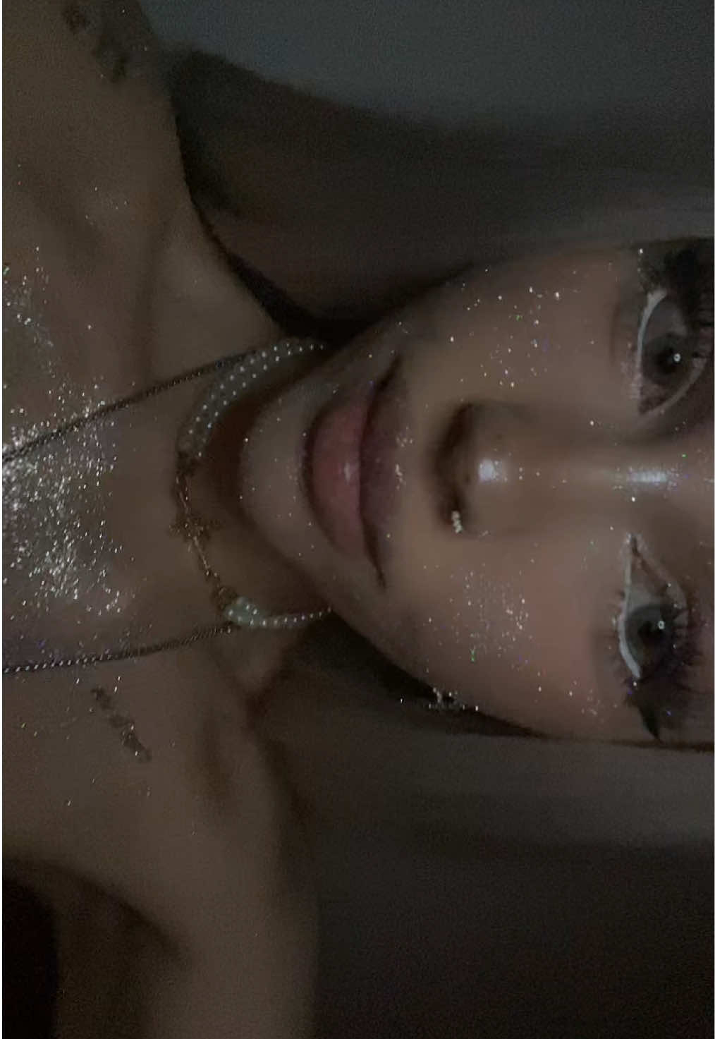 @pandoralora
