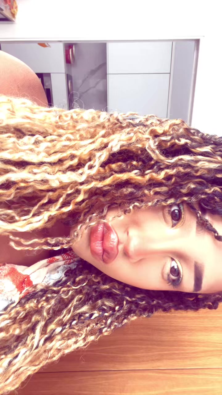 @Joy🍒