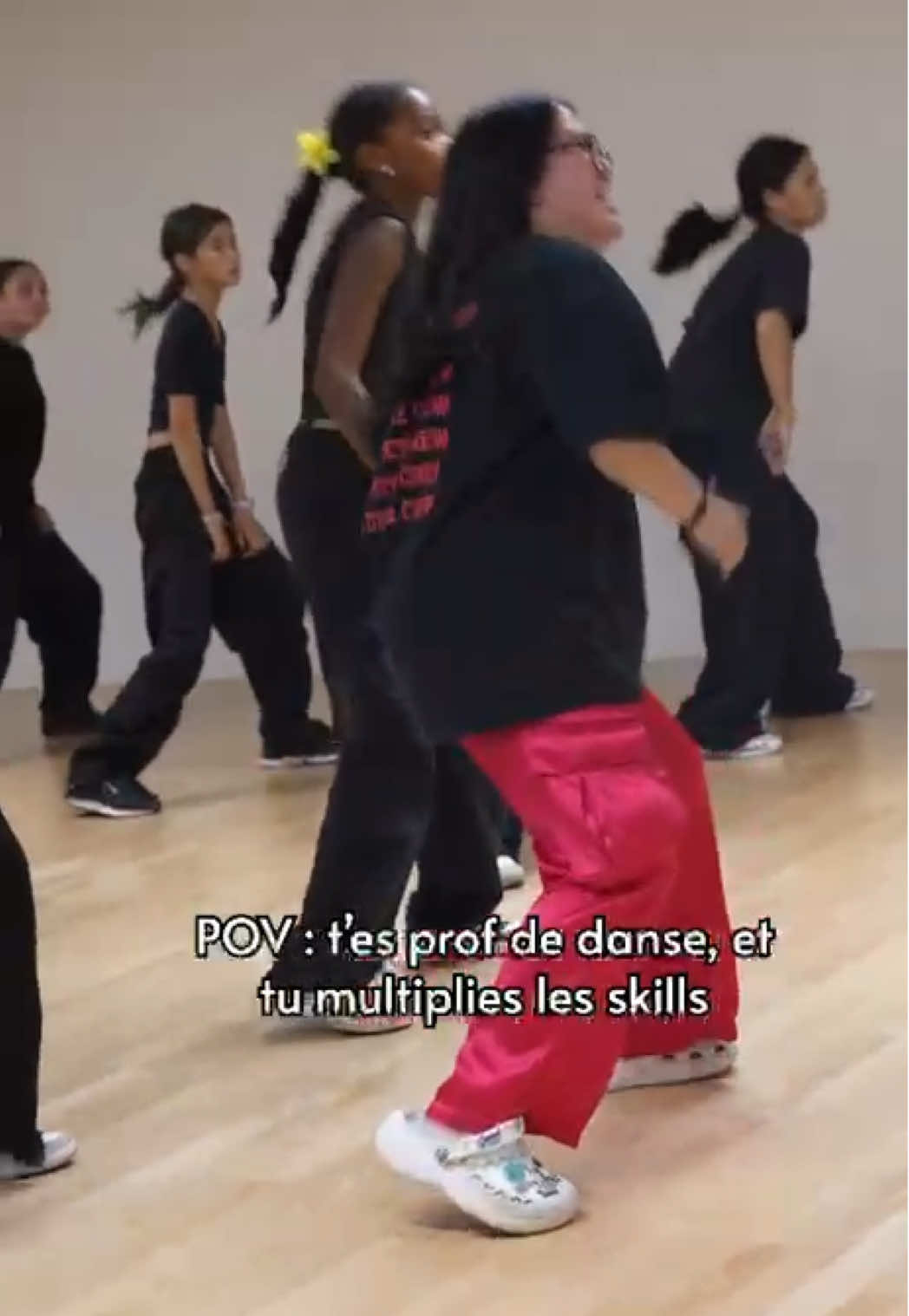 @NEEDS DANCE CREW