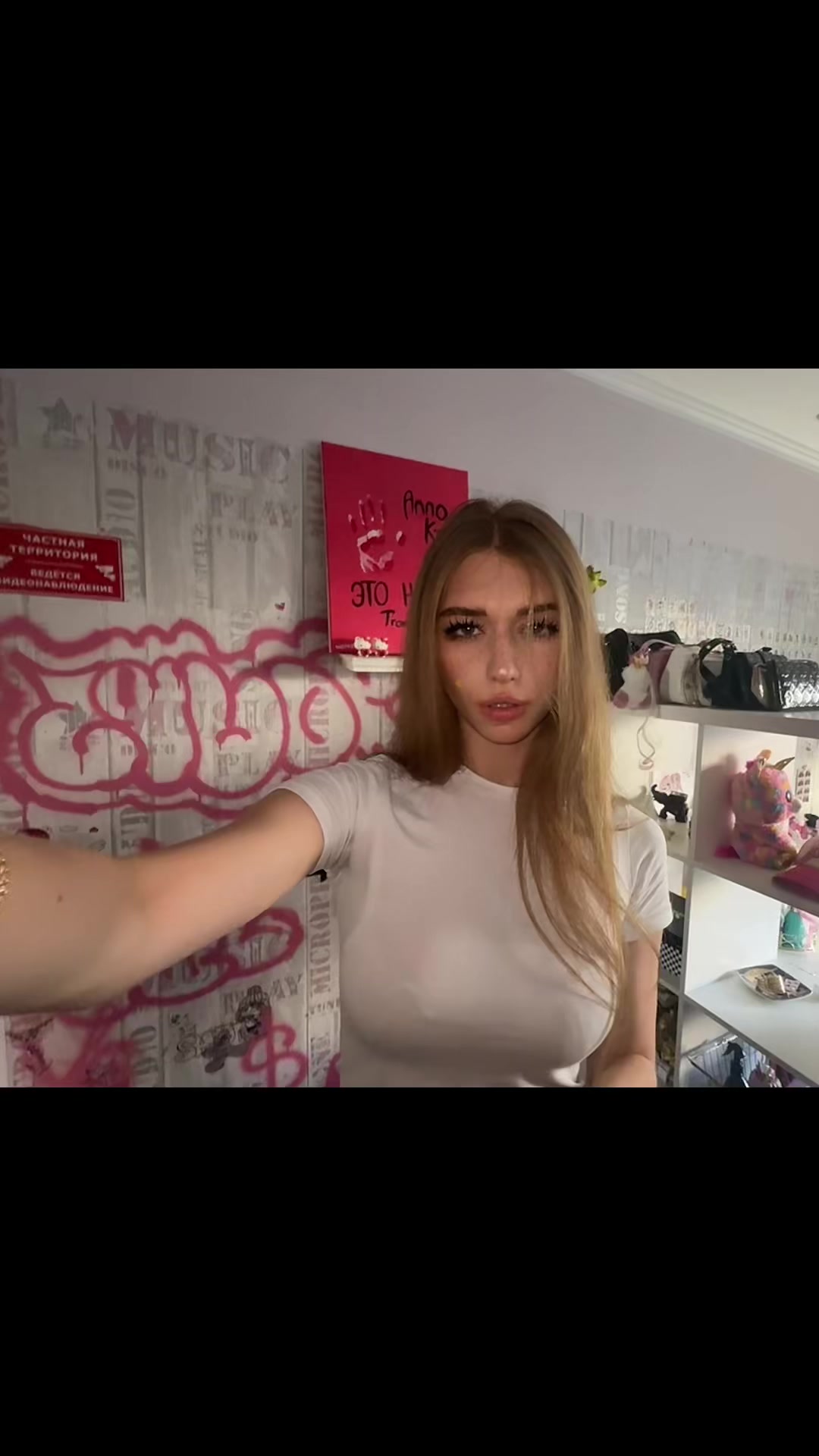 @Продавец арбузов