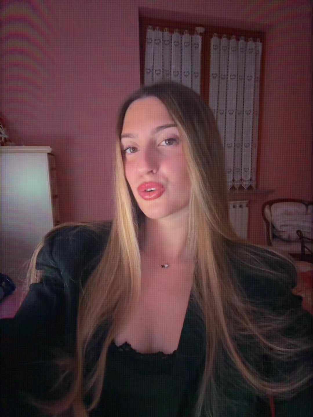 @Tina🦋