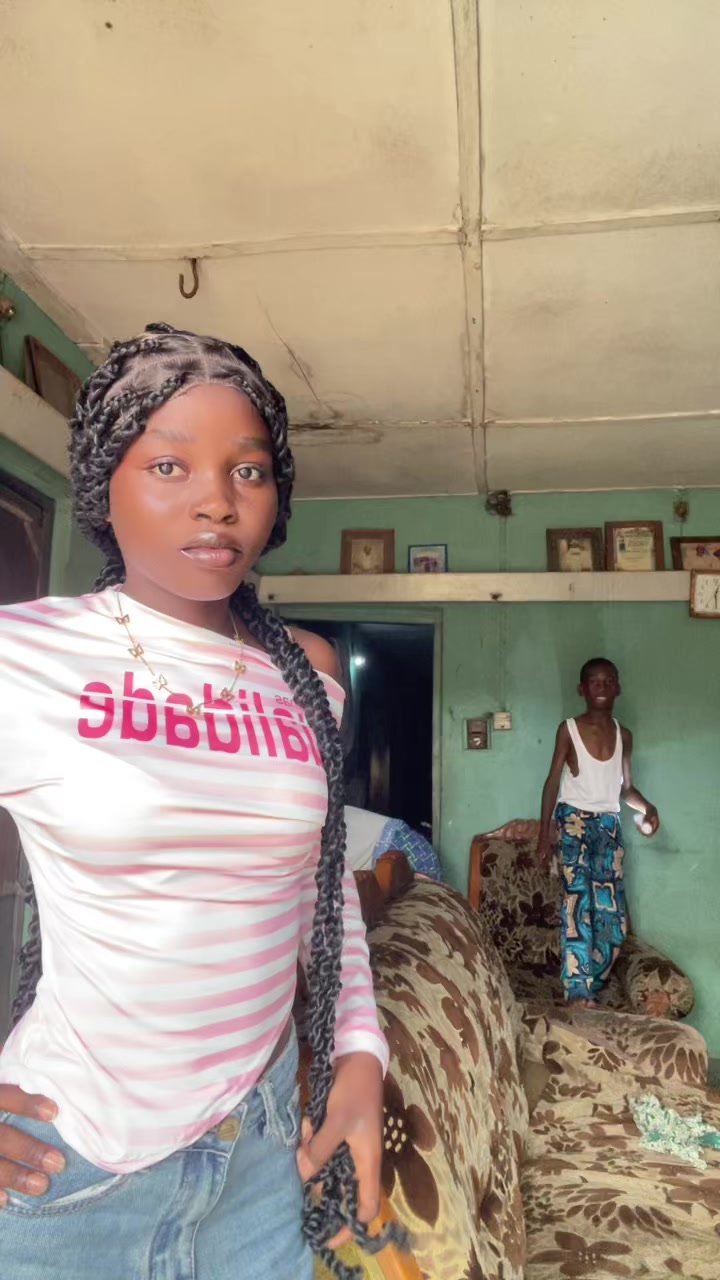 @🥺🦋OLADUNNI😘❤️