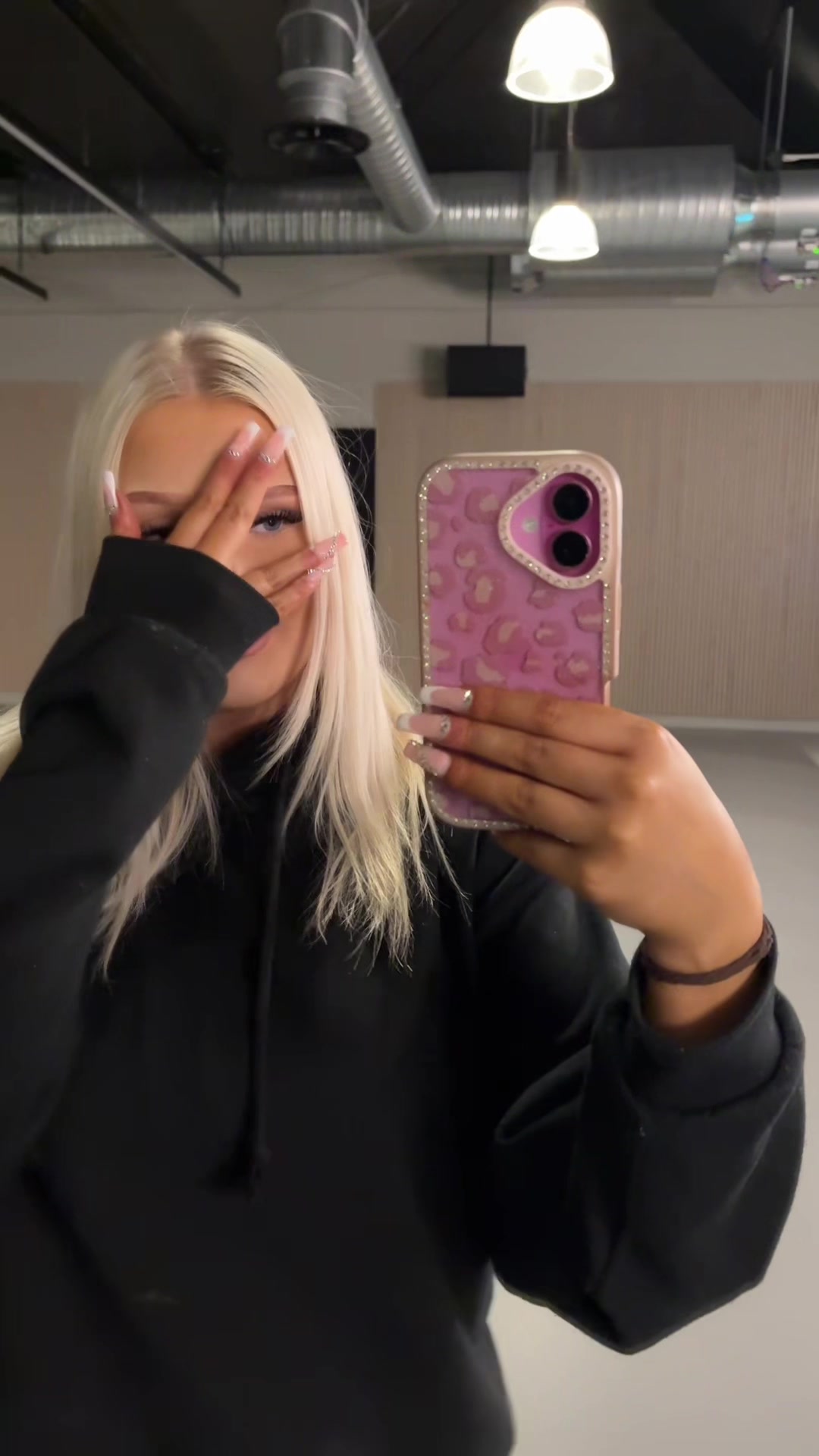 @Emilia