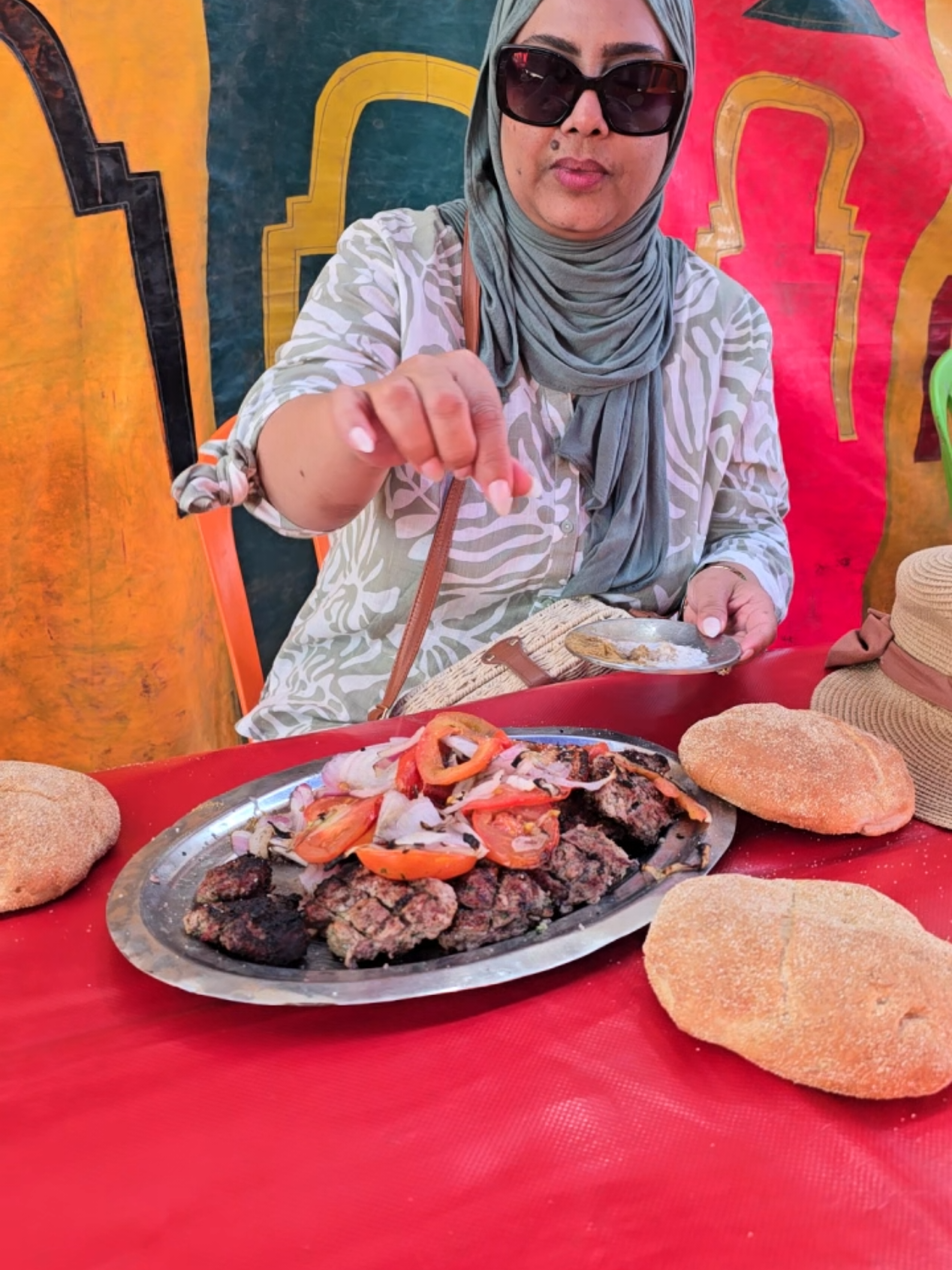 @مغربية 🇲🇦 👑في كندا 🇨🇦