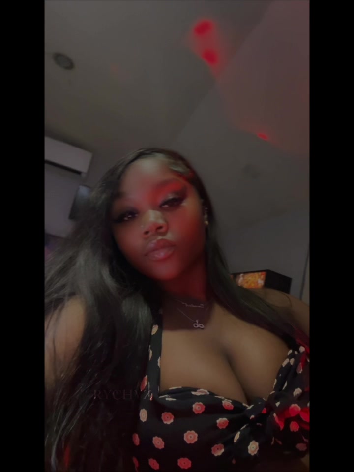 @C💋.