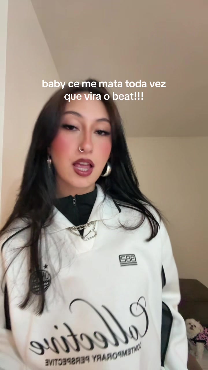 @juliamarcondes._