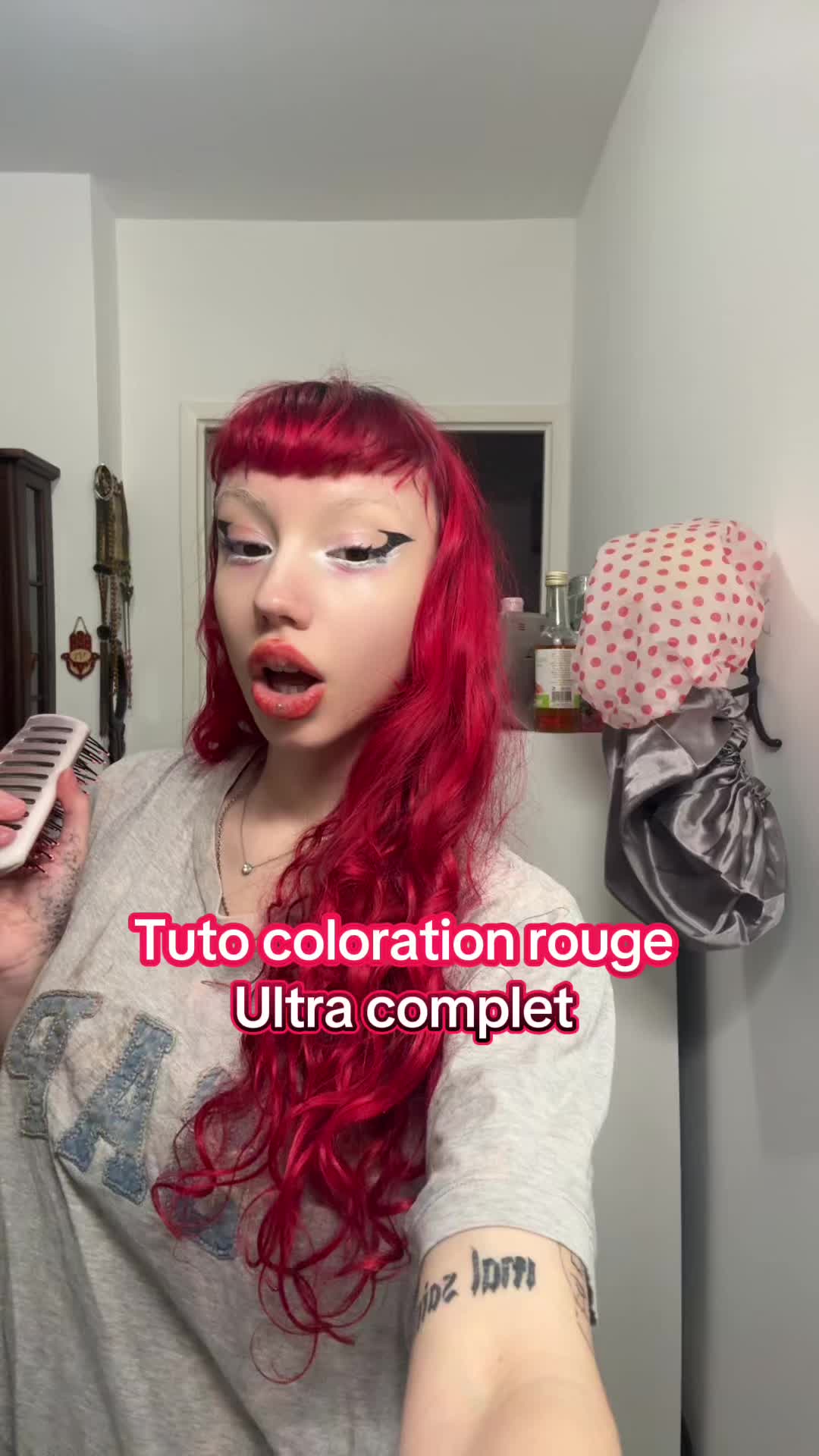 @lea_toute_rouge