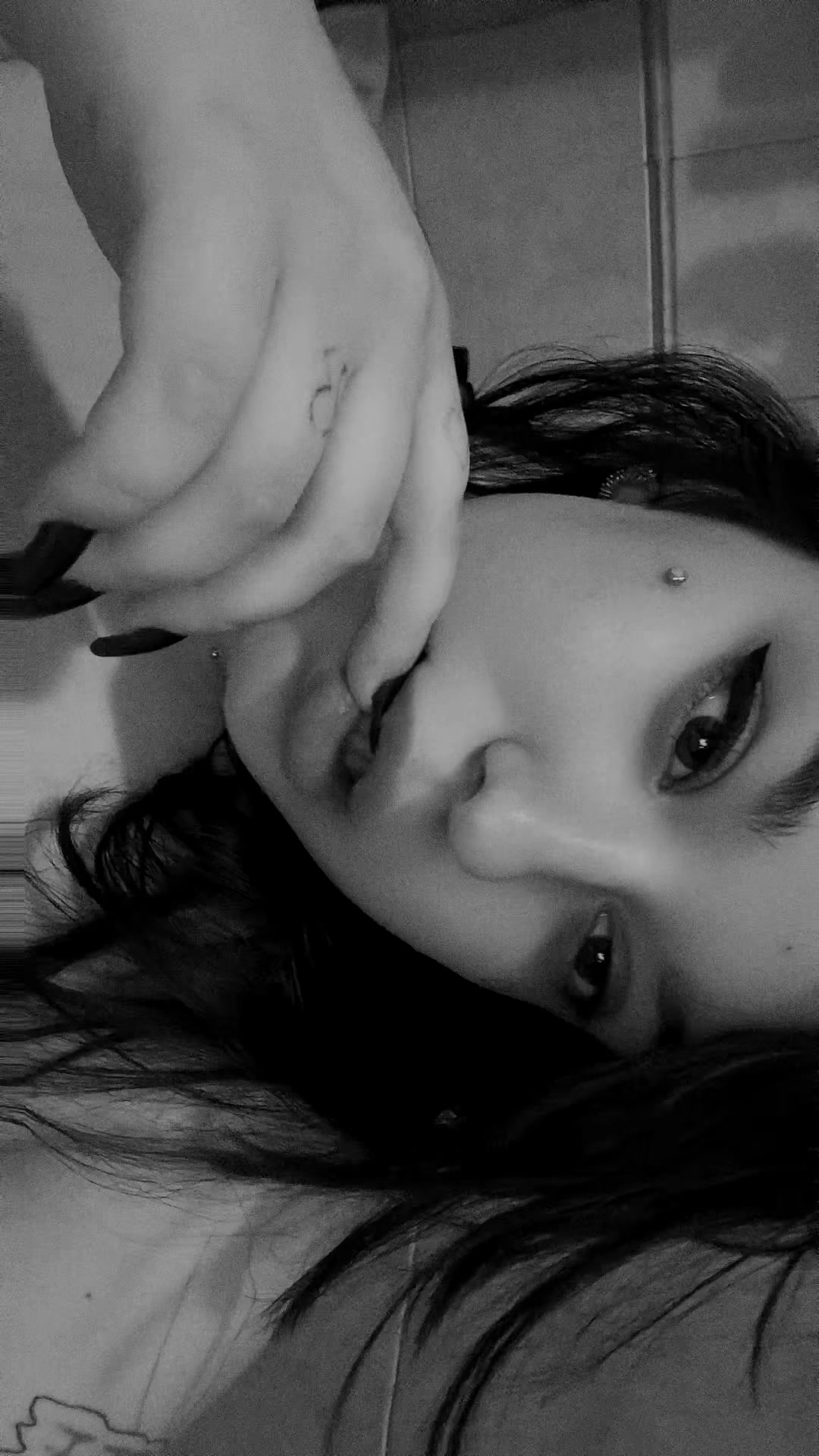 @Zemra🖤🌈