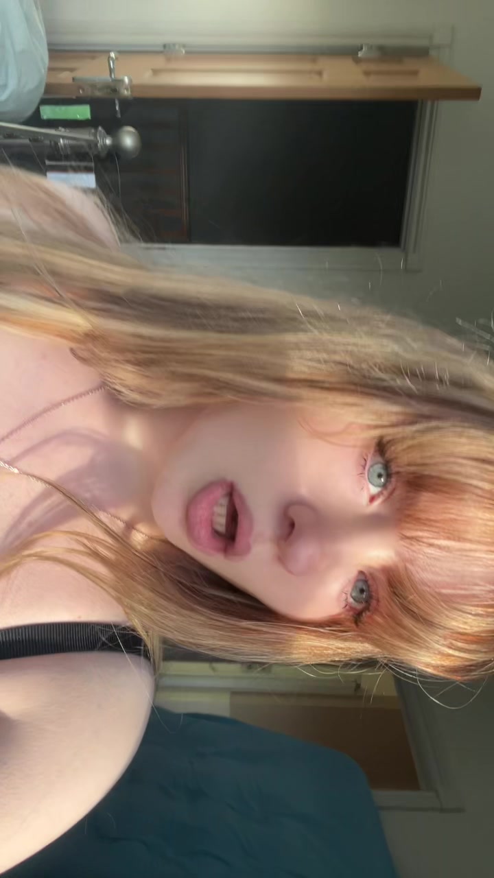 @Notchloe