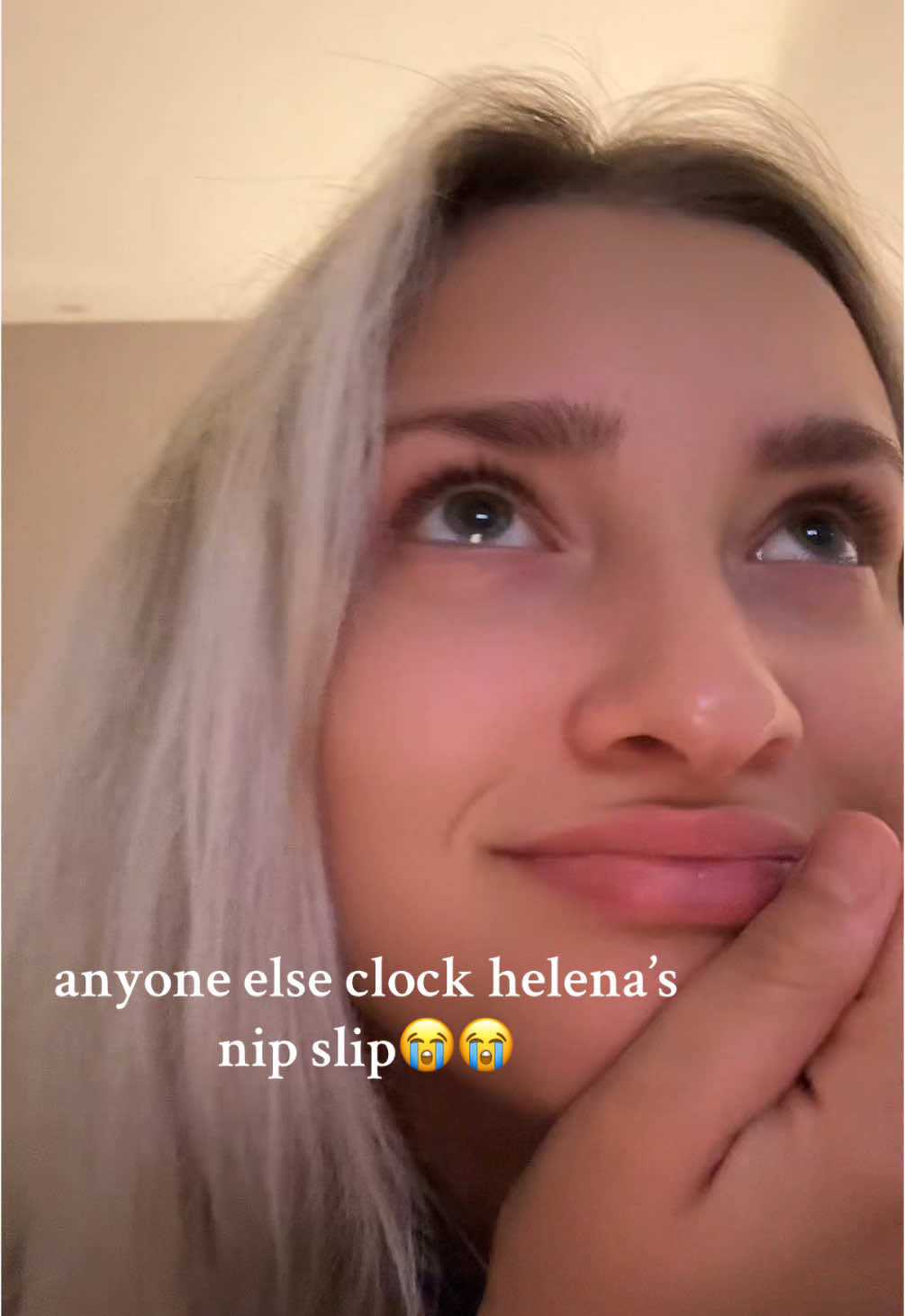 @ellie🕺🏼🪬🪩