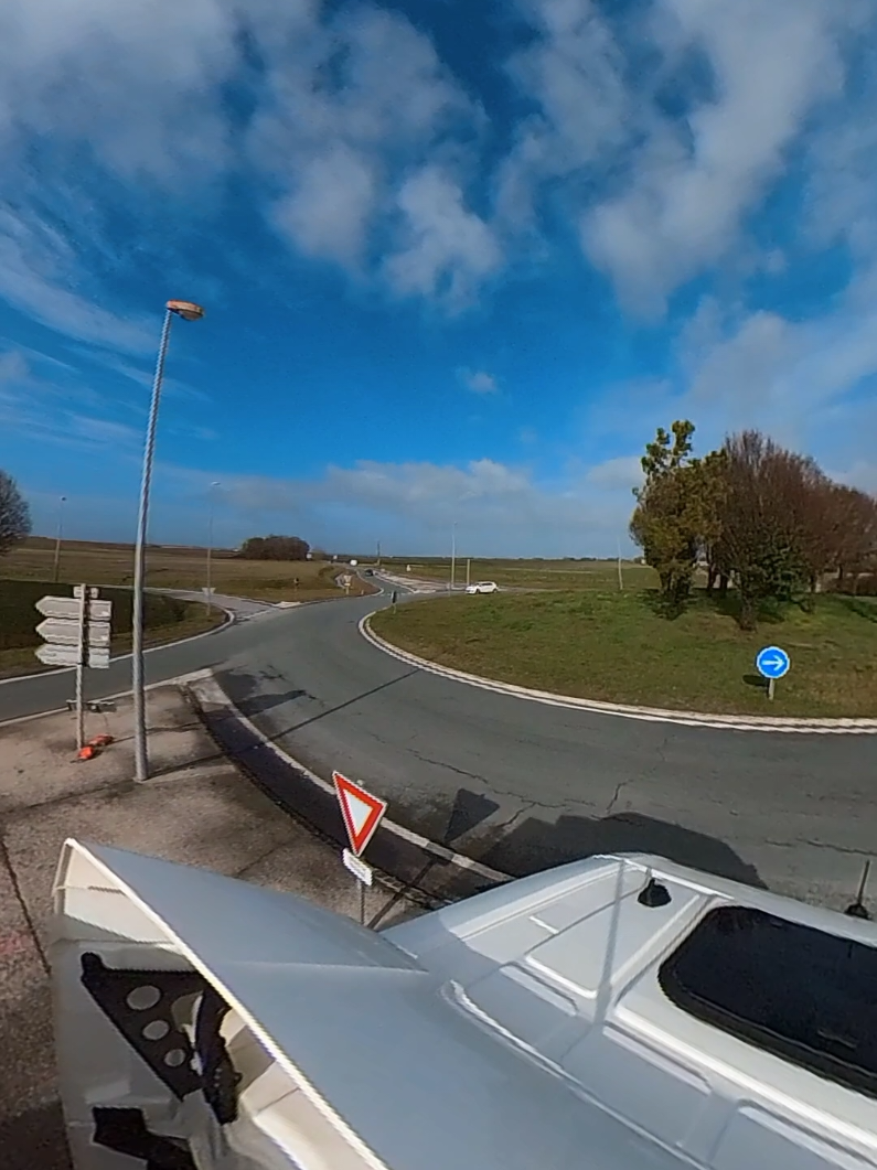 @UN ROUTIER