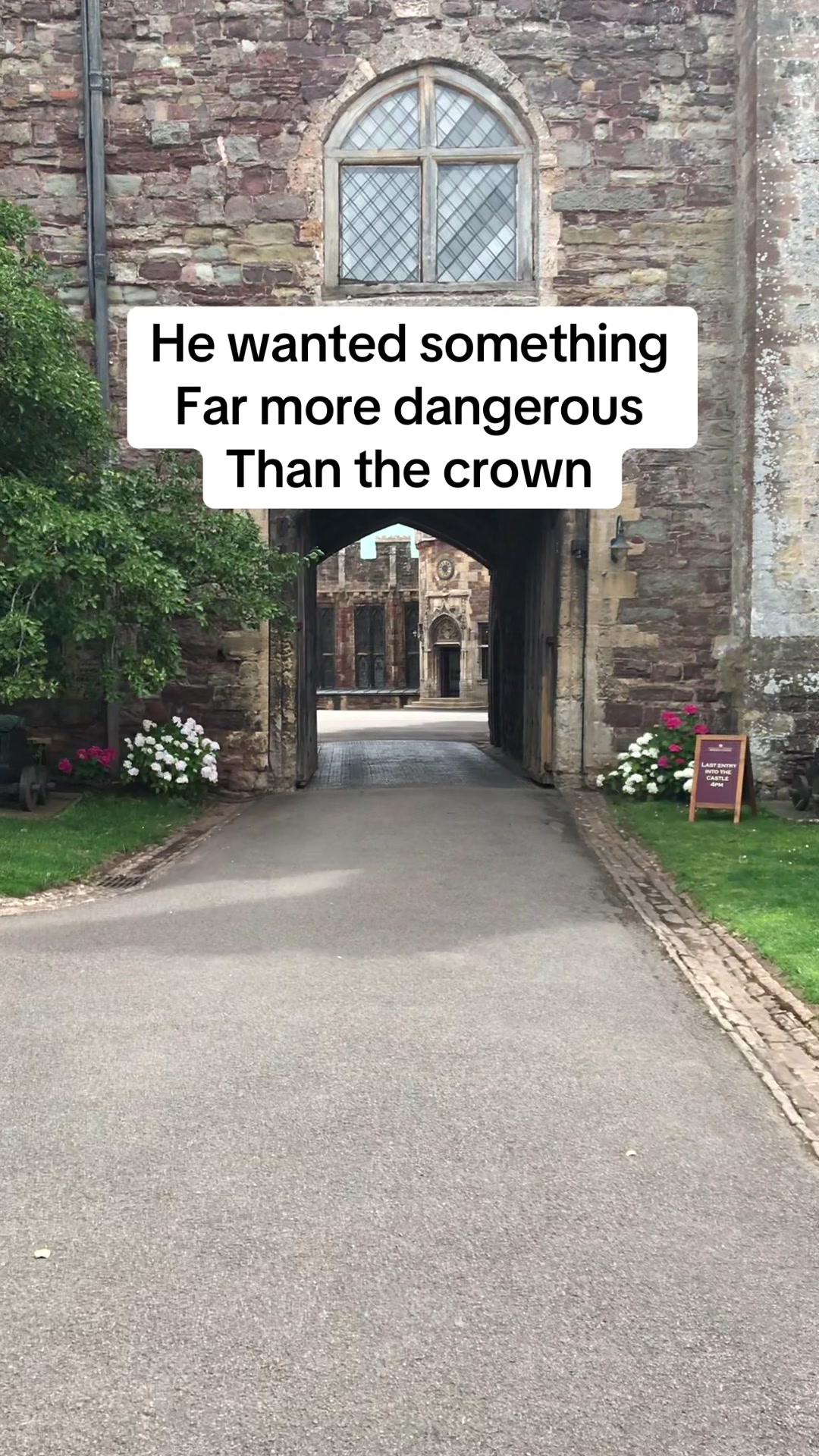 @Augusta Gosling 🏰 Author