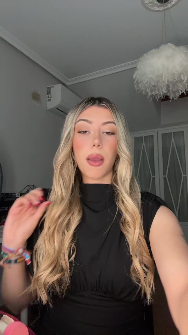 @María Losada