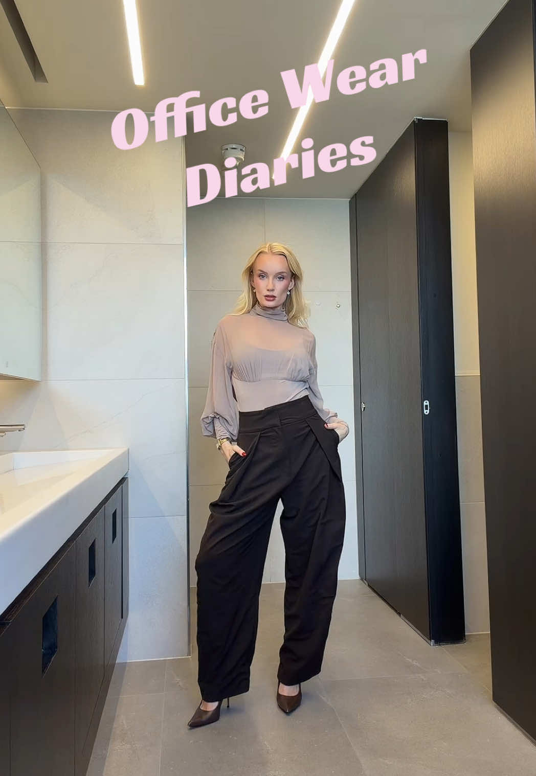 @BLONDIE