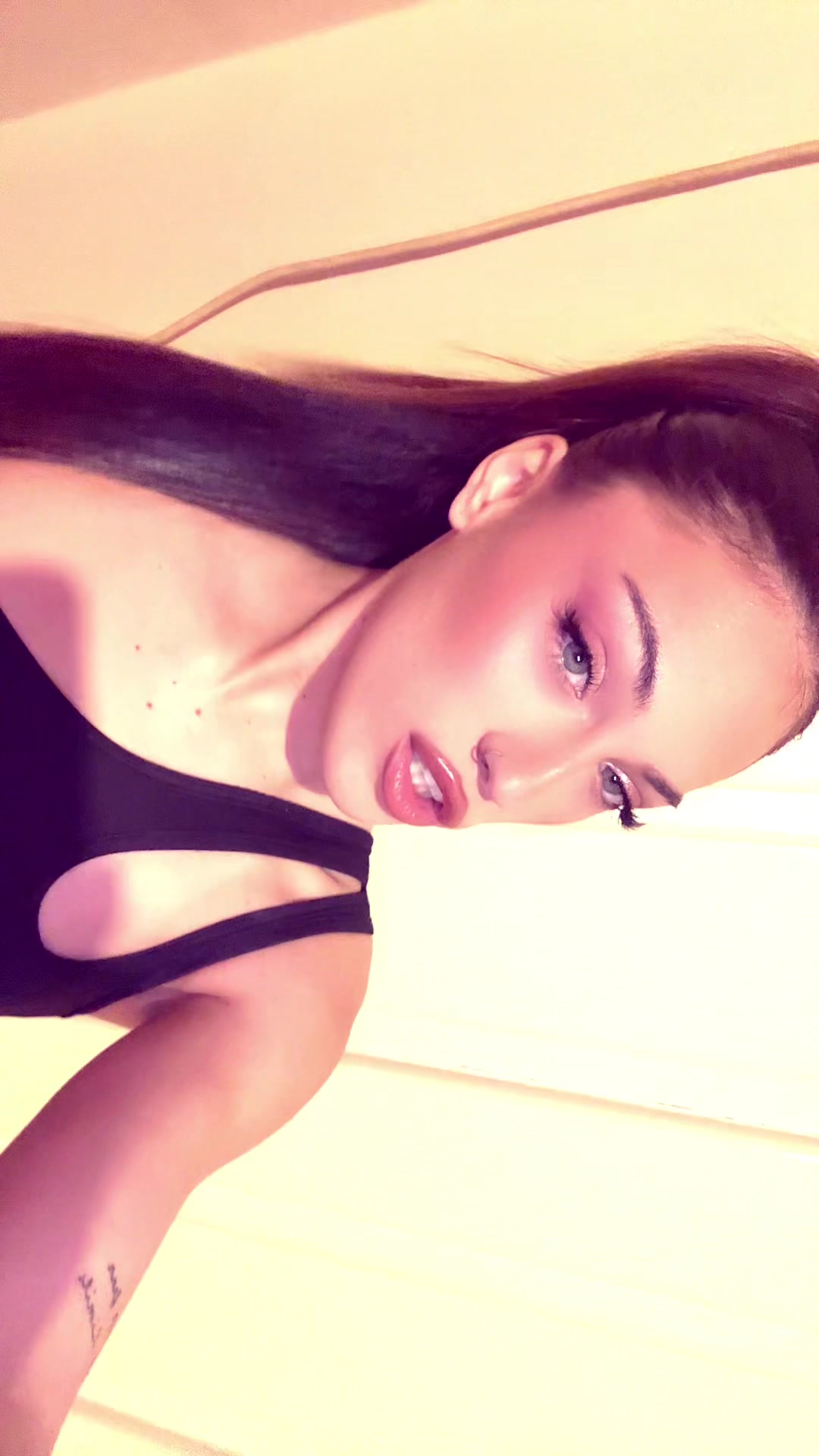 @ℰ𝒾𝓇𝒾𝓃𝒶𝓀𝒾