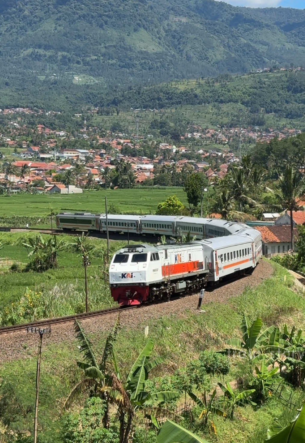 @Train_Story