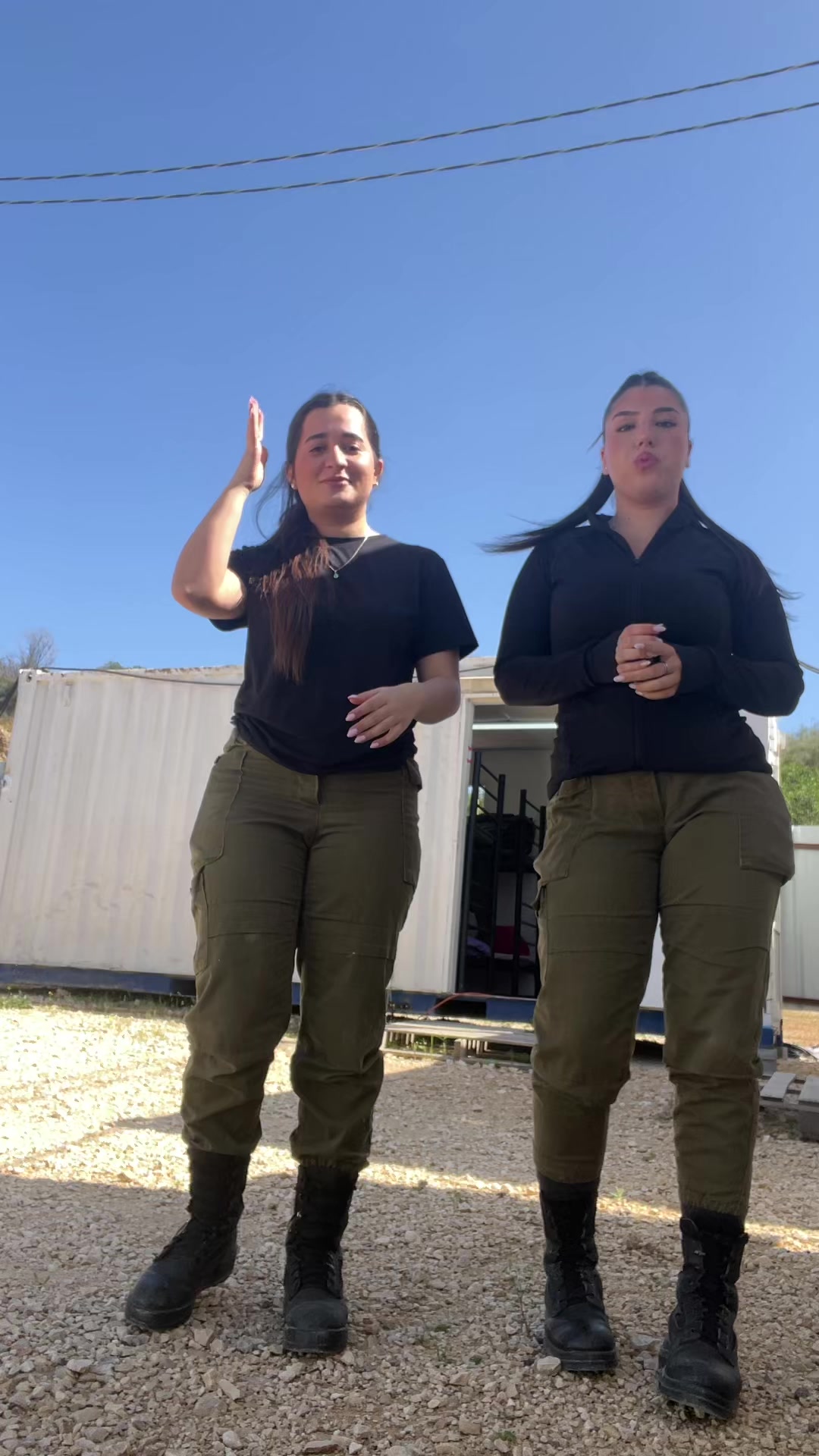 @Hili partouch