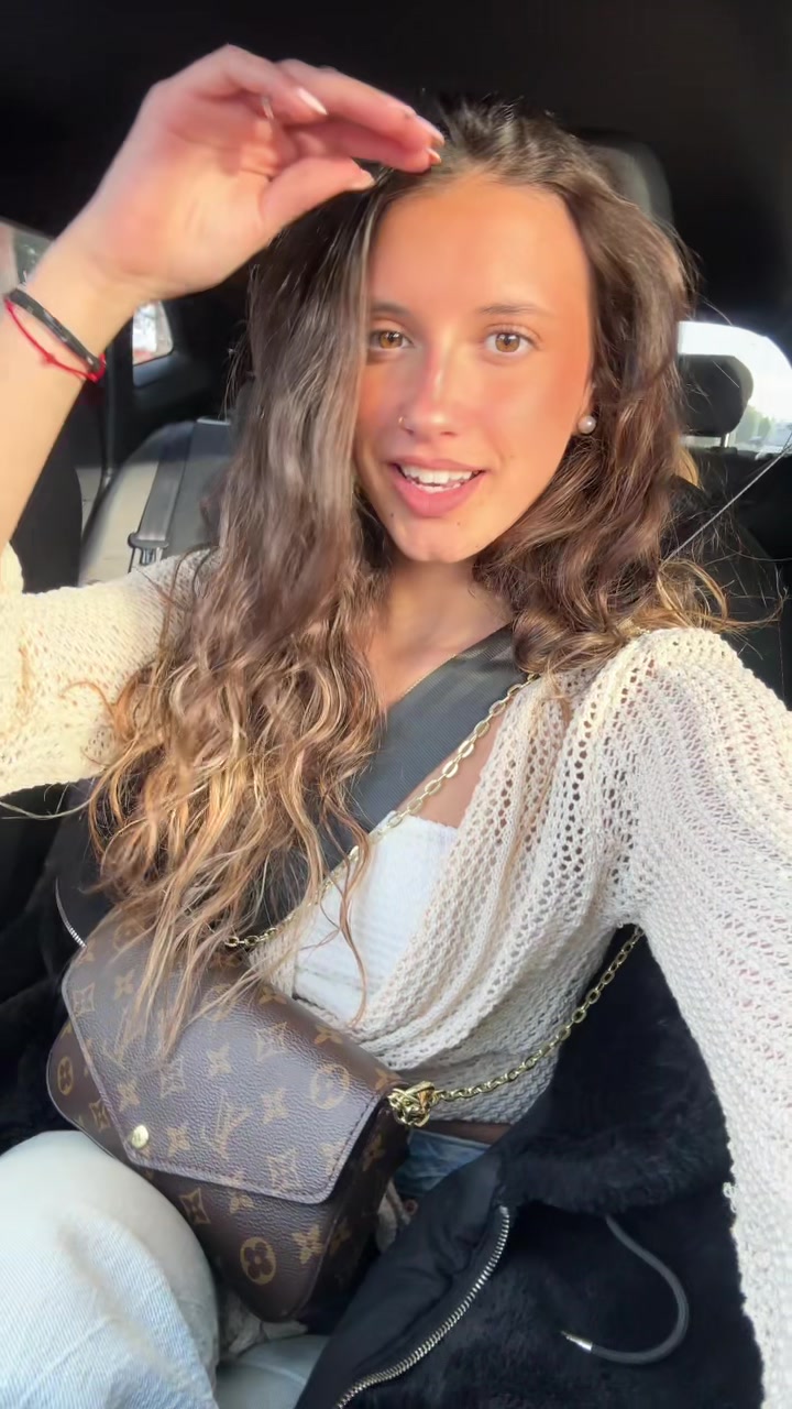 @𝐀𝐢𝐭𝐚𝐧𝐚 𝐛𝐥𝐚𝐧𝐜𝐨