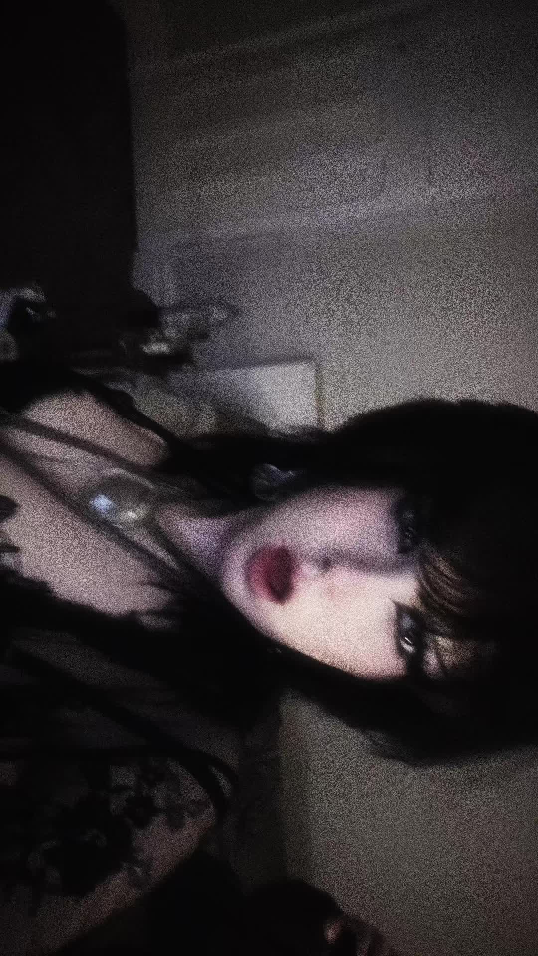 @Gothic.Fox