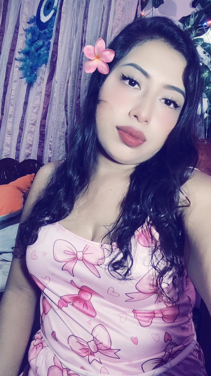 @𝓩𝓾𝓻𝔂 🍓✨