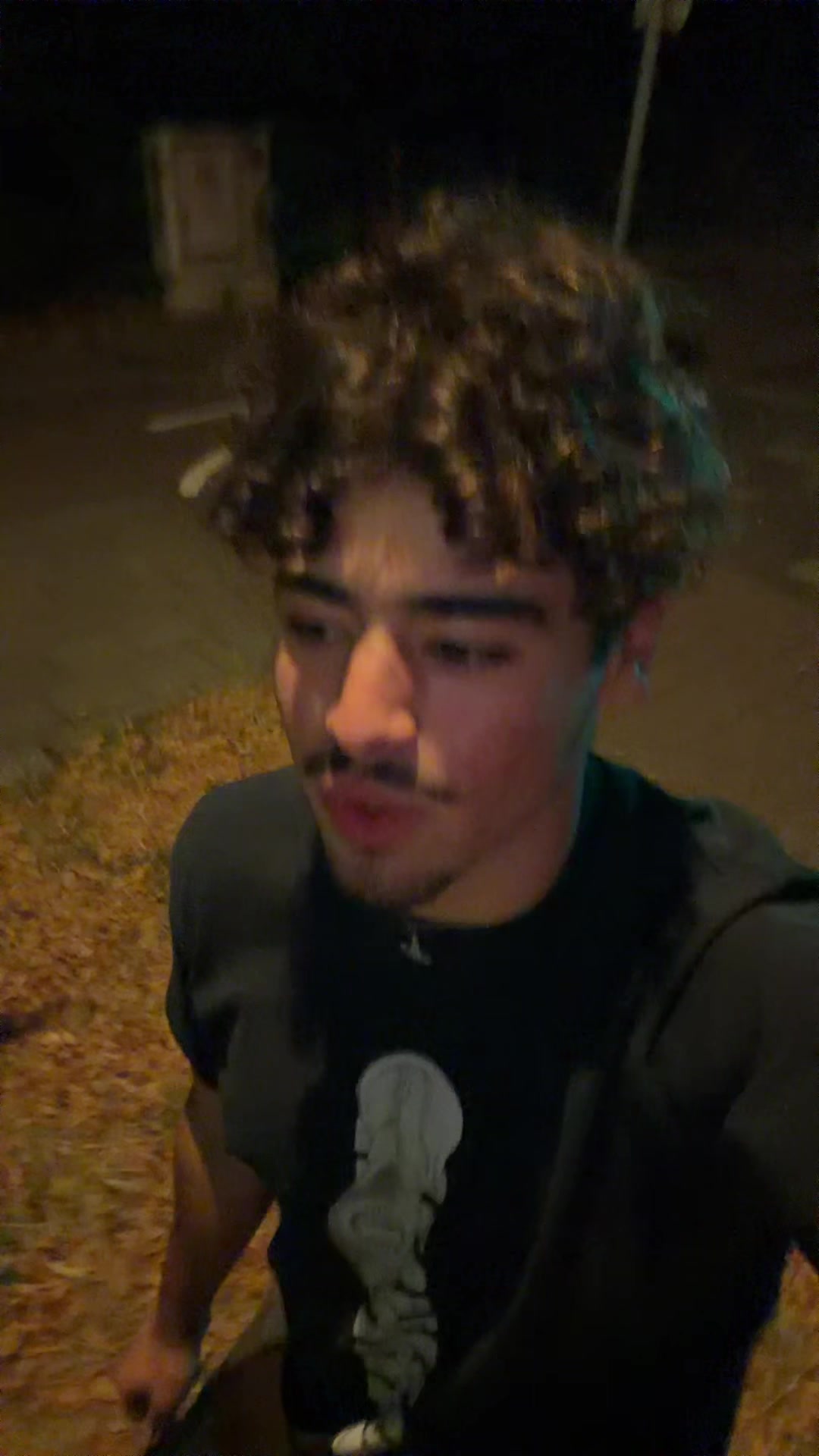 @‘