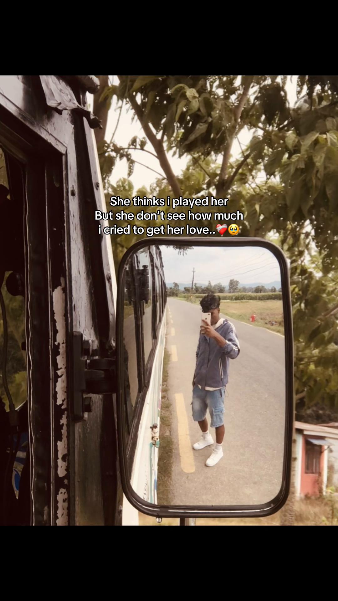 @आयुष परियार 