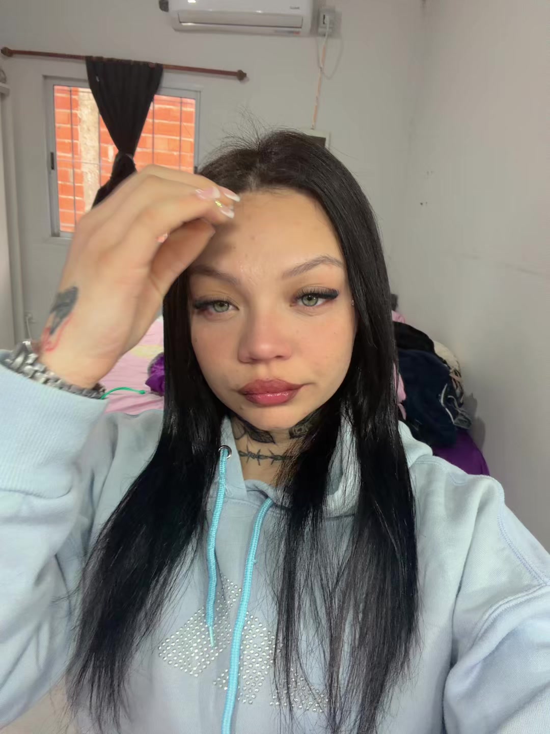@wachamaldita