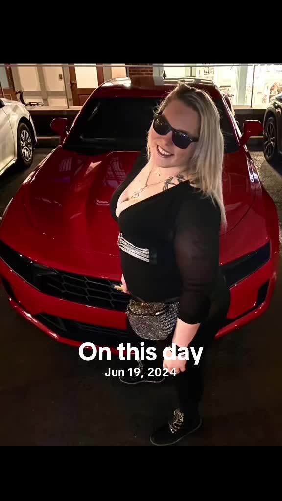 @AshleyLanae