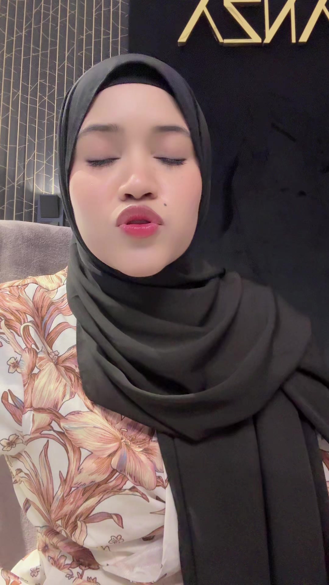 @zainab khan