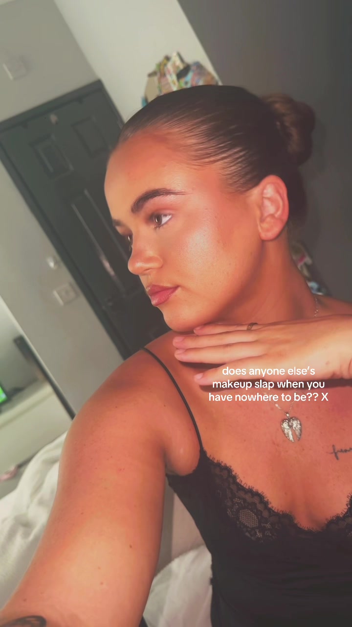 @chelslmx