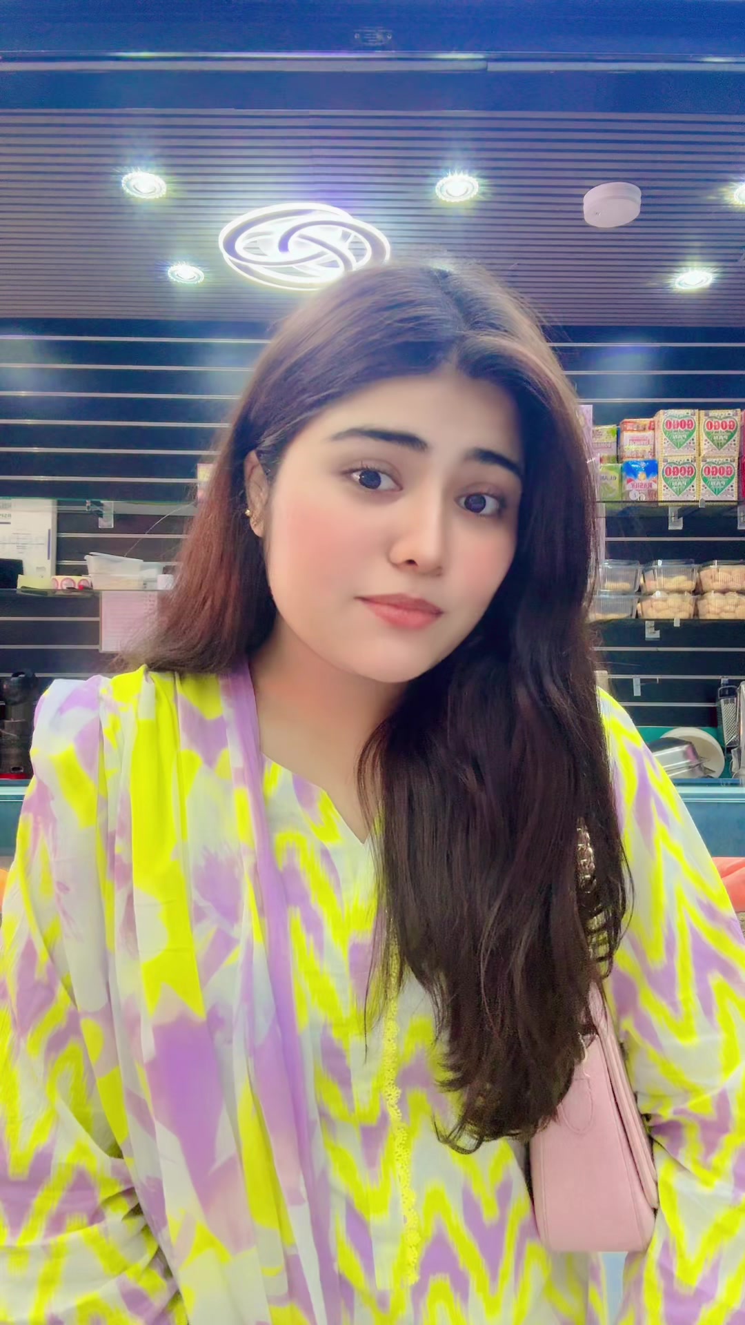 @LARAIB