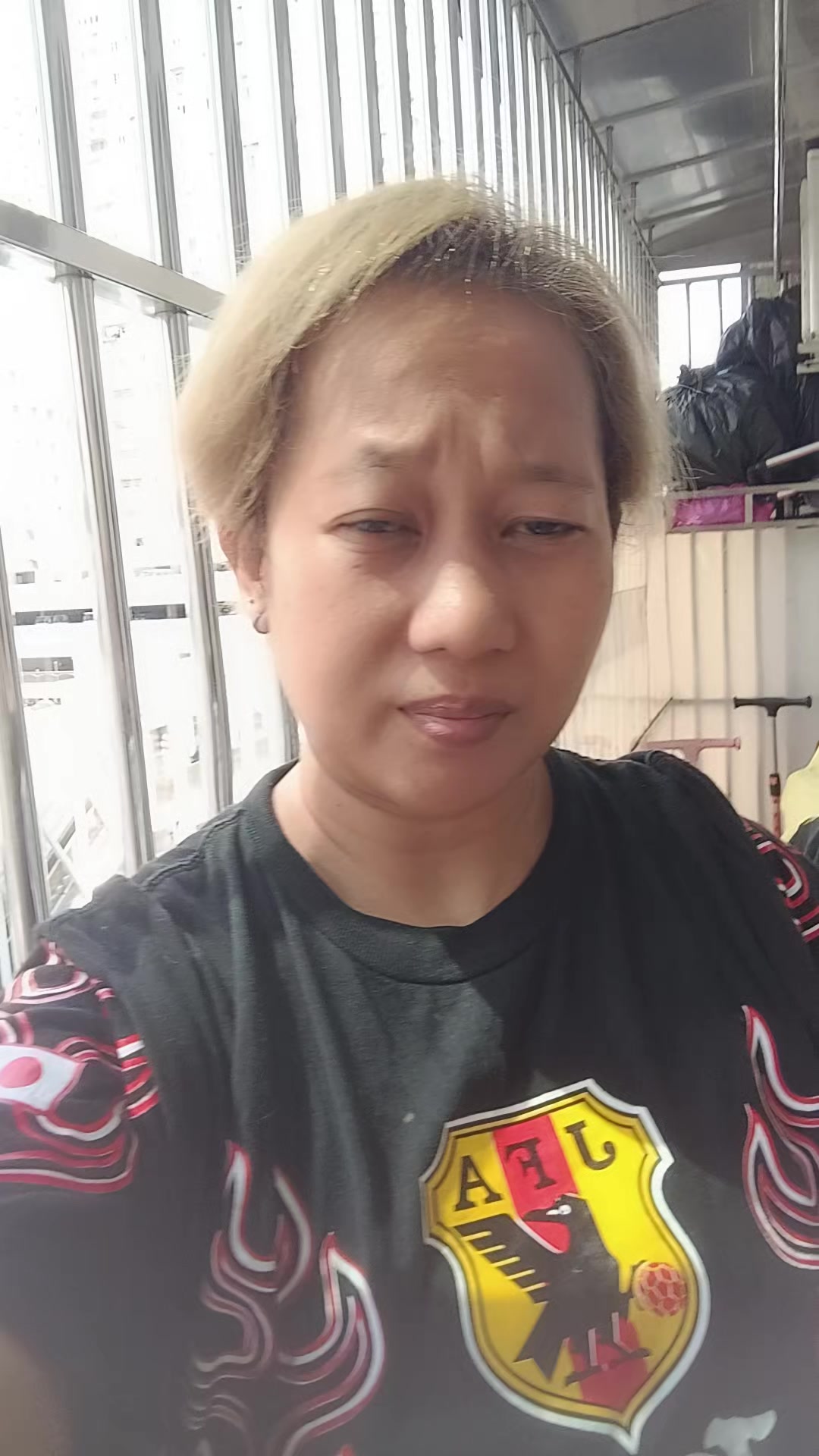 @Jonathan zhiemaniez zadiez
