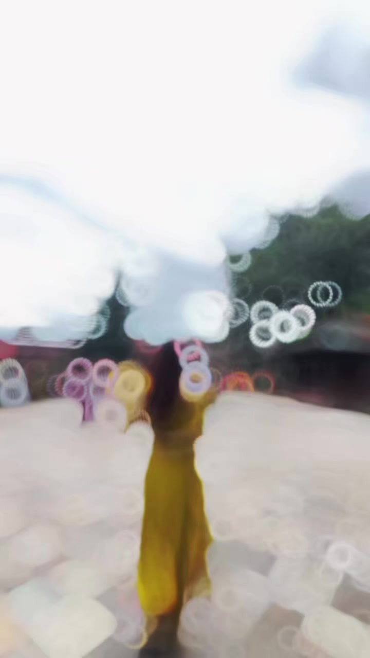@🦋