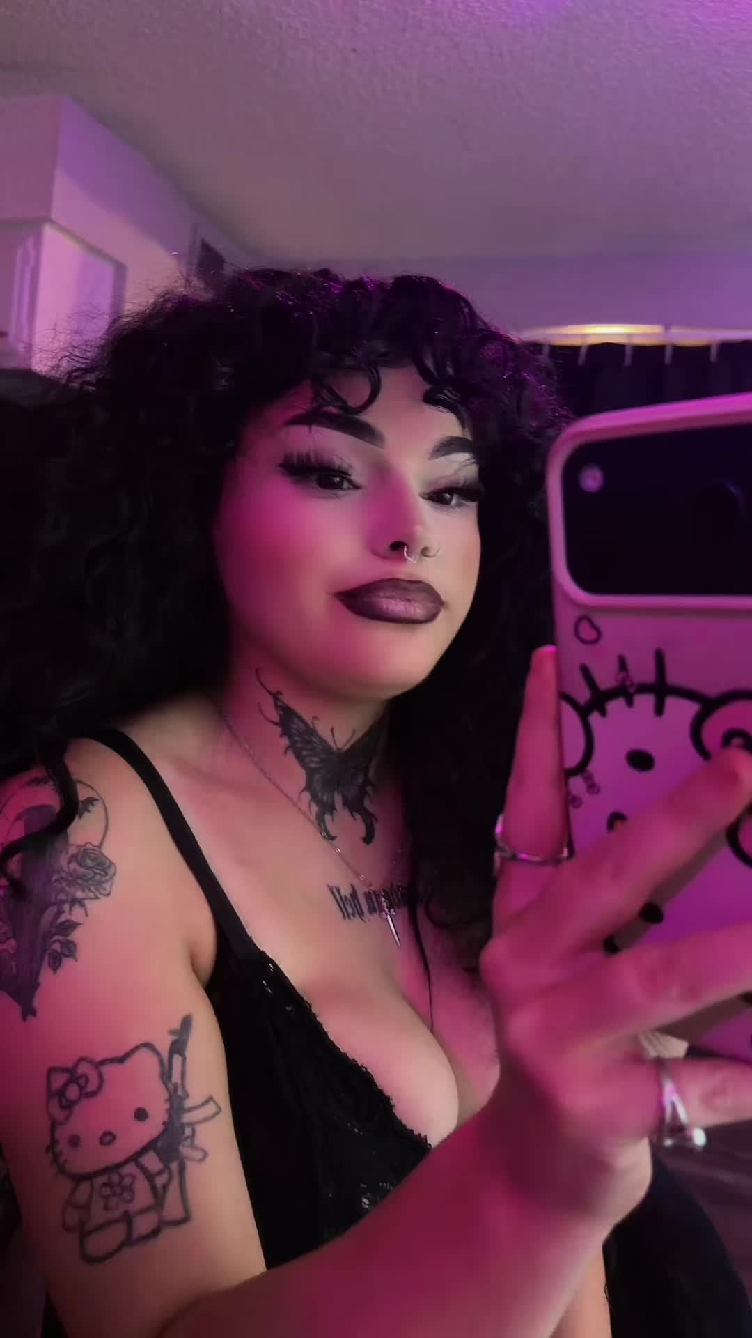 @𝓒𝓱𝓪𝓻𝓵𝓲𝓮🖤🕷️