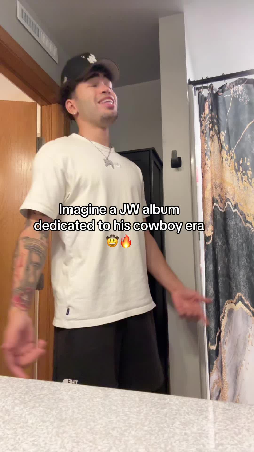 @ant🫯
