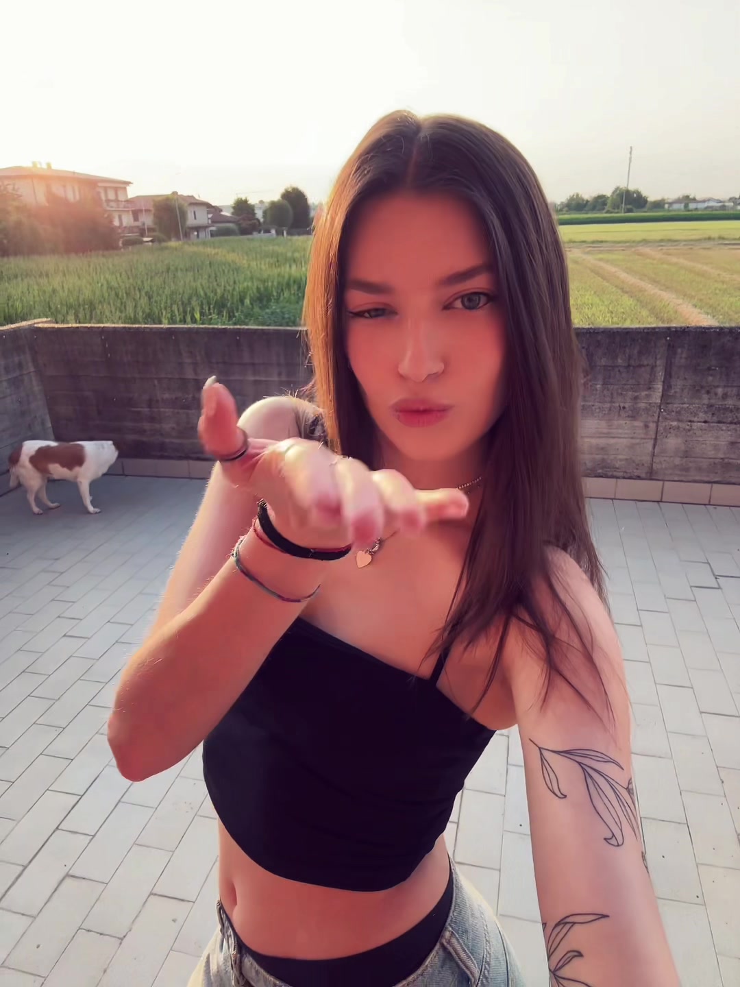 @wealura